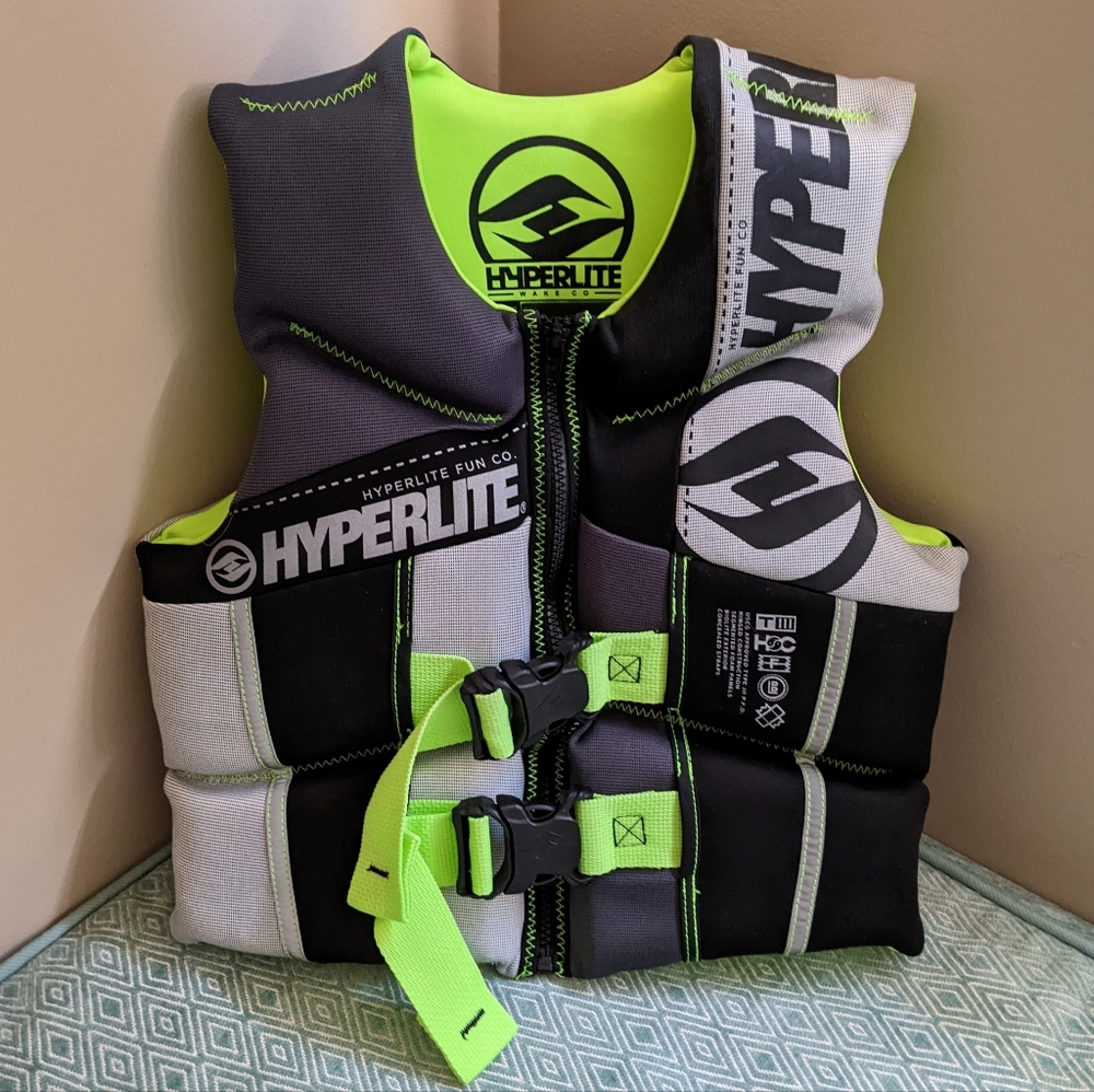 Boys Hyperlite Life Vest